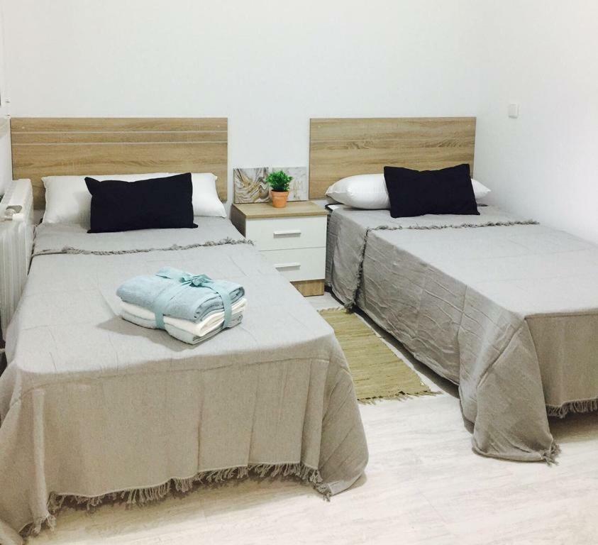 Apartamento Avenida De Portugal Logroño Eksteriør billede